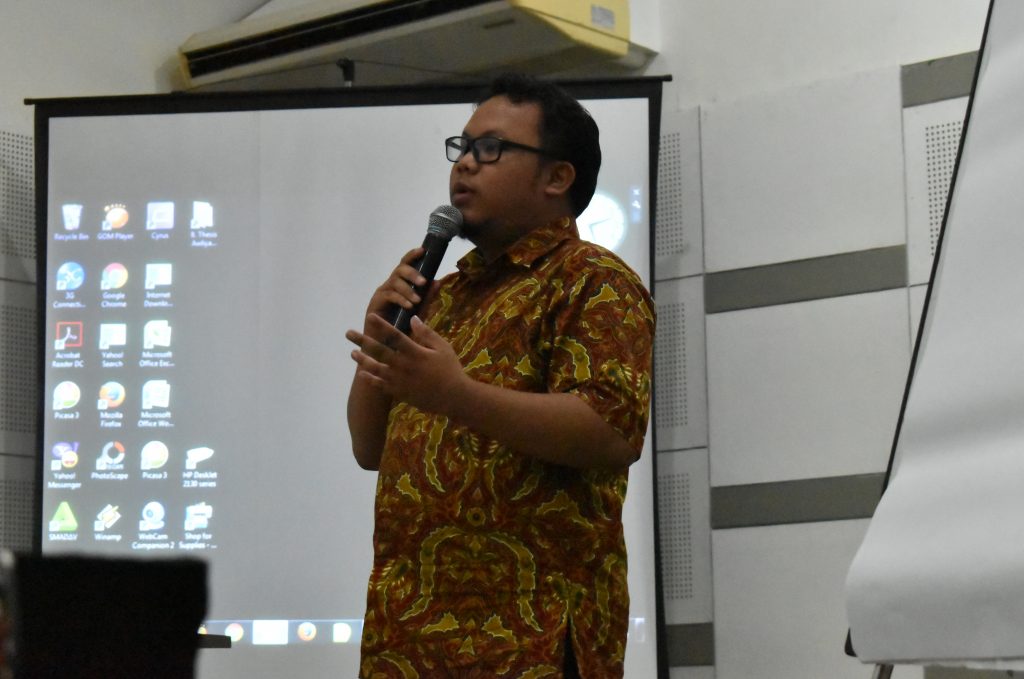 Seminar dan workshop dominasi google di hotel amaris
